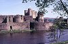 wales_caerphilly_castle_south_elav_1998_0119